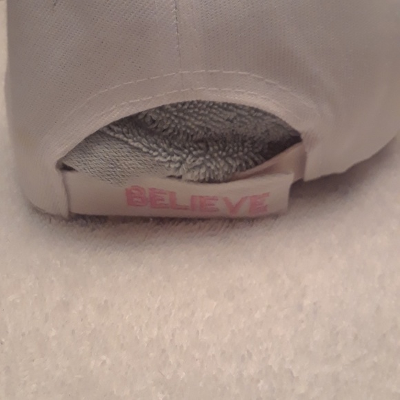 Pink Breast Cancer Awareness Hat Cap NWOT - Picture 2 of 2